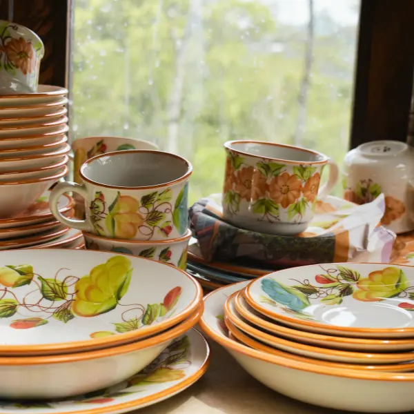 Experiencia pintando la tradición: historia y cerámica carmelitana